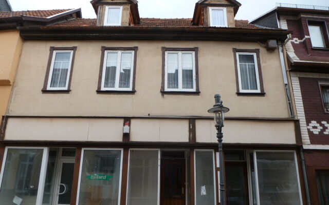 Hauptstraße 27