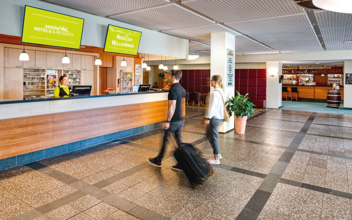Rezeption & Lobby © 