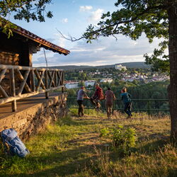 Blick von der Blockhütte am Hainfelsen auf Finsterbergen