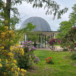 Kurpark Friedrichroda mit Trinkpavillon