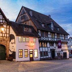Lutherhaus Eisenach - Ostfassade mit Luthers Werkstatt und Graffitto
