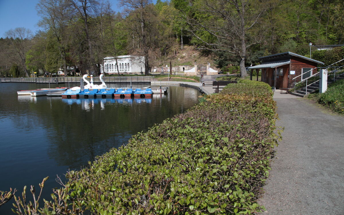 Hammerteich Georgenthal mit Kahnstation