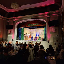 Blick in den Saal des Thüringer Kloßtheater in Friedrichroda