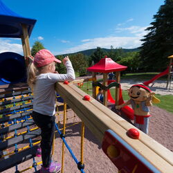 Kinderspielplatz © 